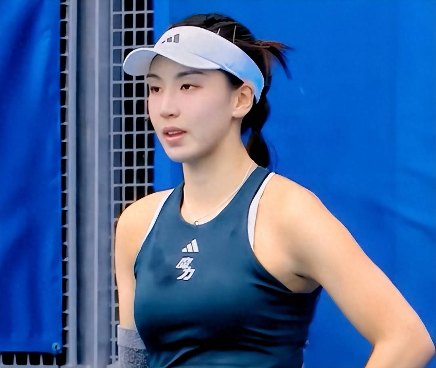 魏雅欣则在 魏雅欣则在