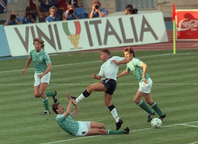 伊万在更衣 伊万在更衣