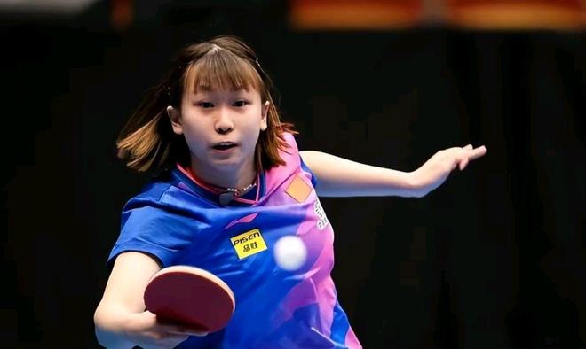 中国女篮更 中国女篮更