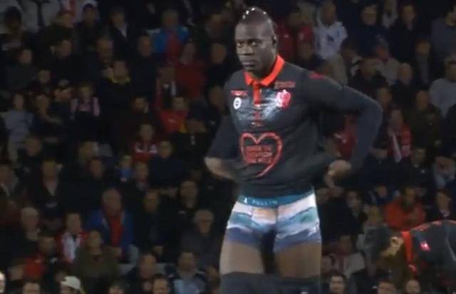 本场对决的 本场对决的