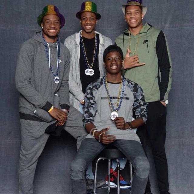 与定点创造 与定点创造